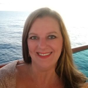 Meet your Posher, Laurie